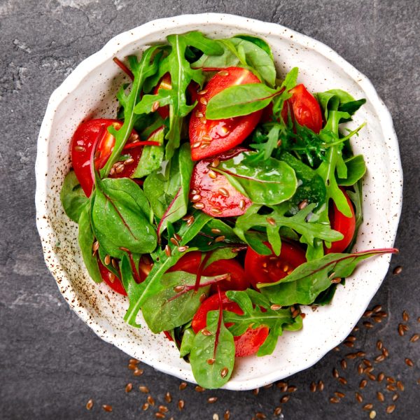 salad with baby spinach arugula and fresh cherry t BCNQ6AU